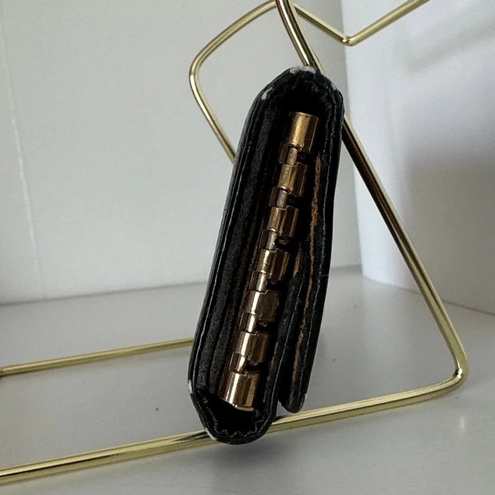 CHANEL CC Vintage Caviar Leather 6 Ring Key Case Authentic